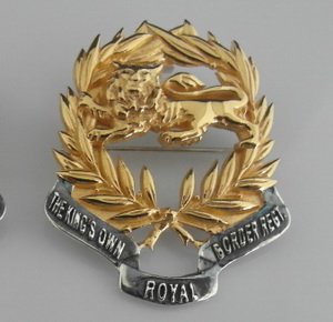 Kings Own Border Regiment Pendant/ Broach Gold Plated Lion