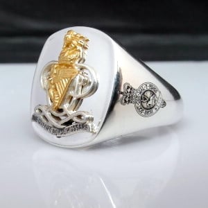 Queen's Royal Hussars Bespoke Ring