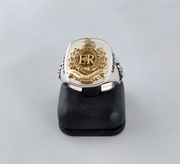 Royal New Zealand Engineers Bespoke Ring - Image 2